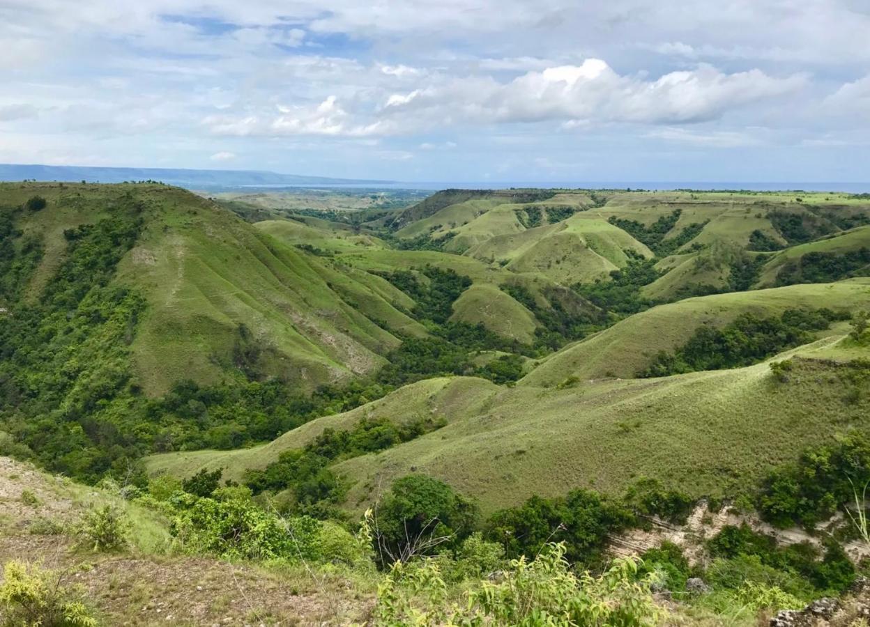Hars Garden Sumba Hotel Waingapu Exterior foto